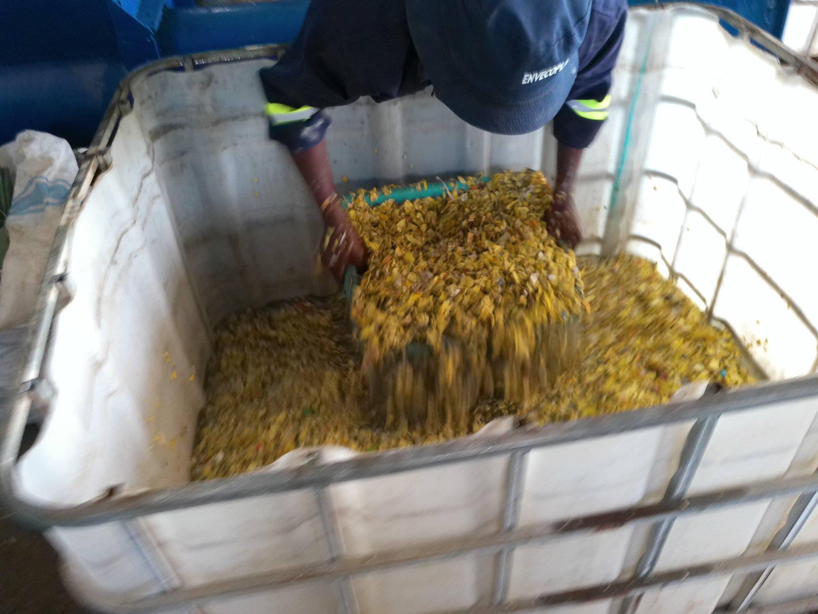 Clean Flakes Output Inspection
